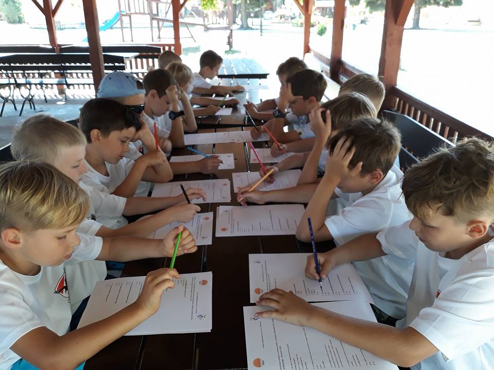 39872850_1044060412422134_7876065608125644800_n