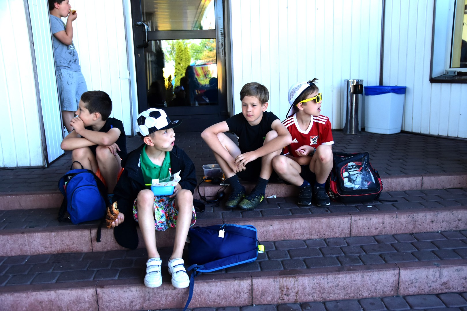 65260856_2031023650537768_966583828778844160_o