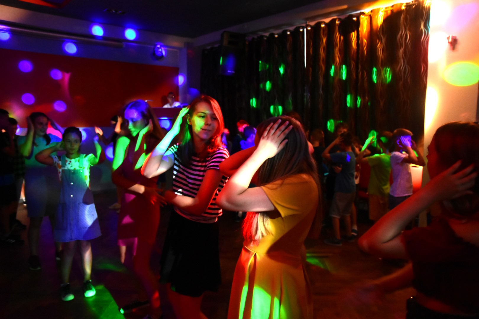 65318930_2032217350418398_3825951601646895104_o