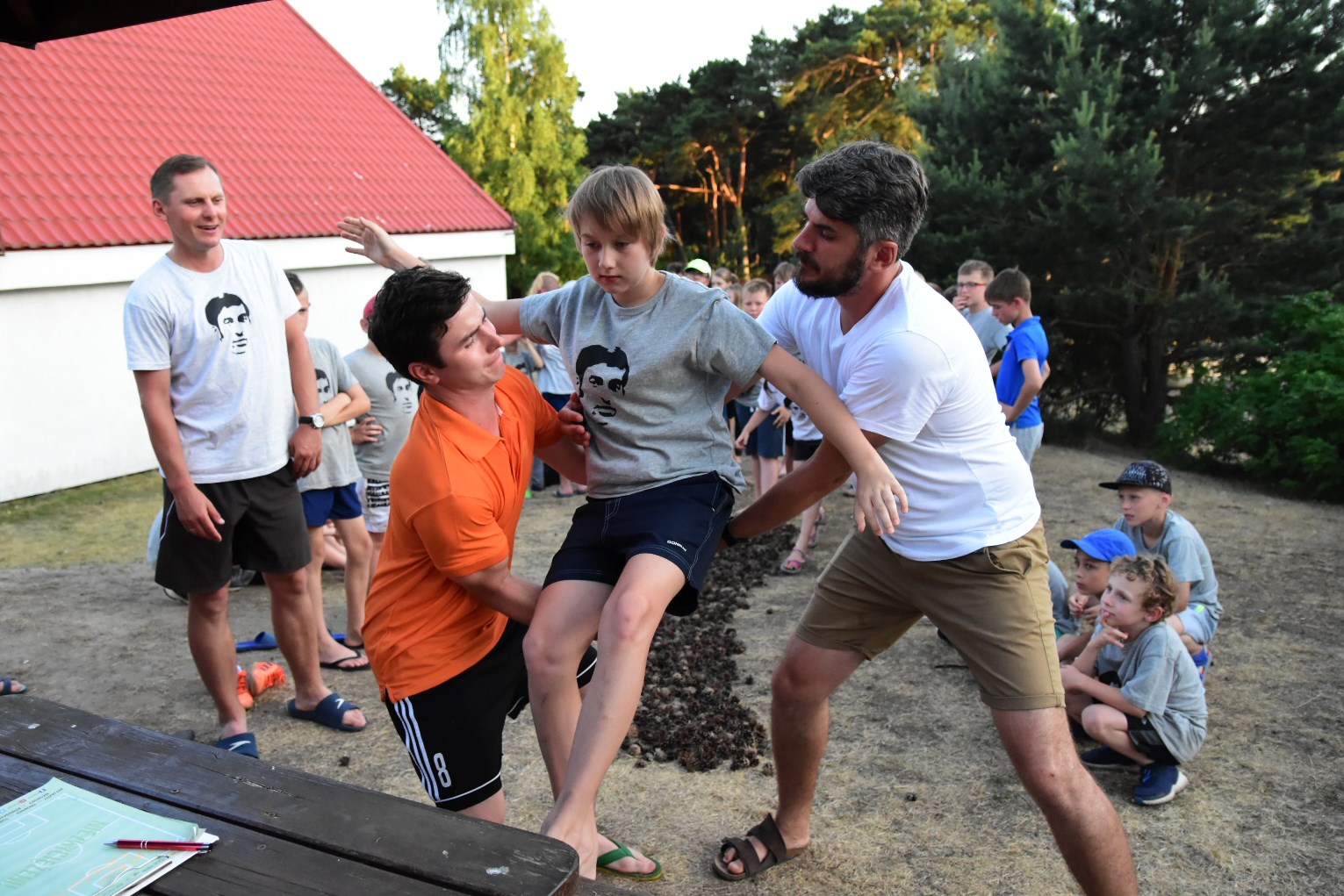 65545159_2035263290113804_2180336995308404736_o