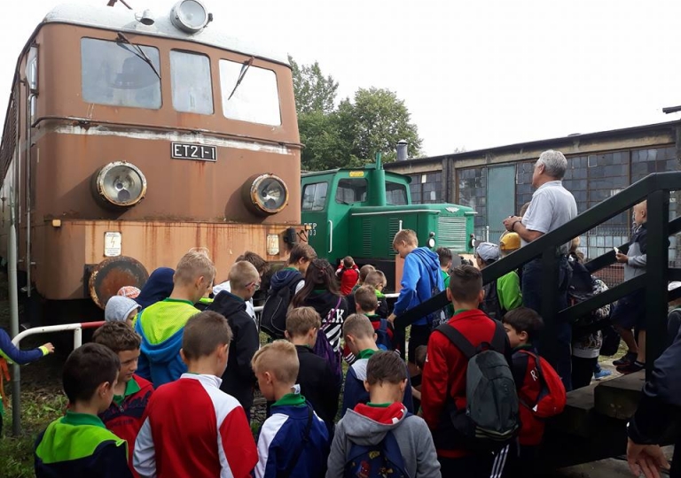 40116272_1047851418709700_576954768031744000_n