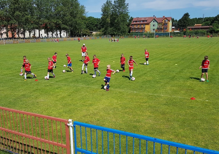 35296727_983729908455185_8919603568537763840_o