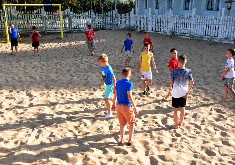 64919871_2031027940537339_6243550166708649984_o