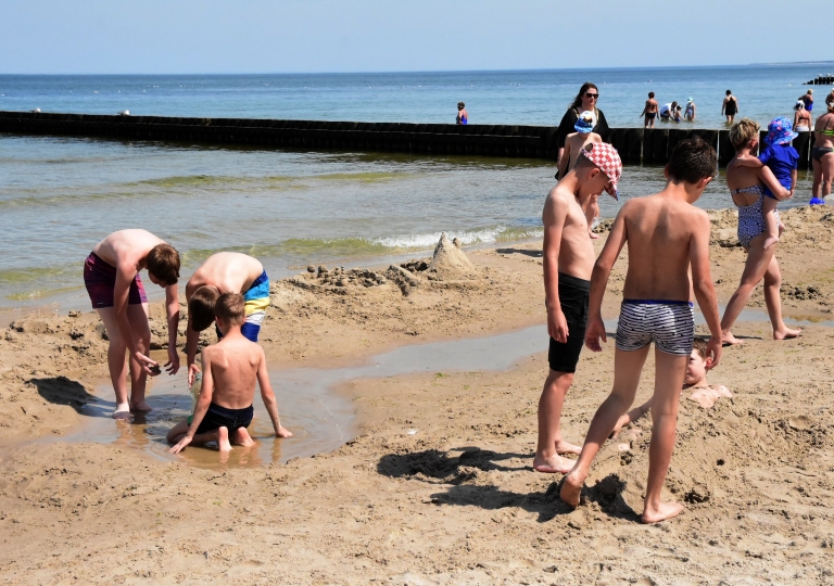 65098043_2031068930533240_9055868509879271424_o