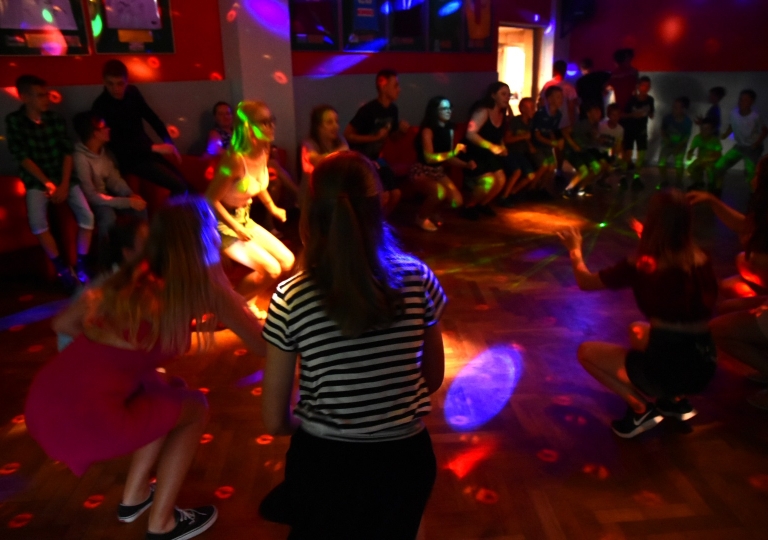 65293074_2032217167085083_197844022063005696_o