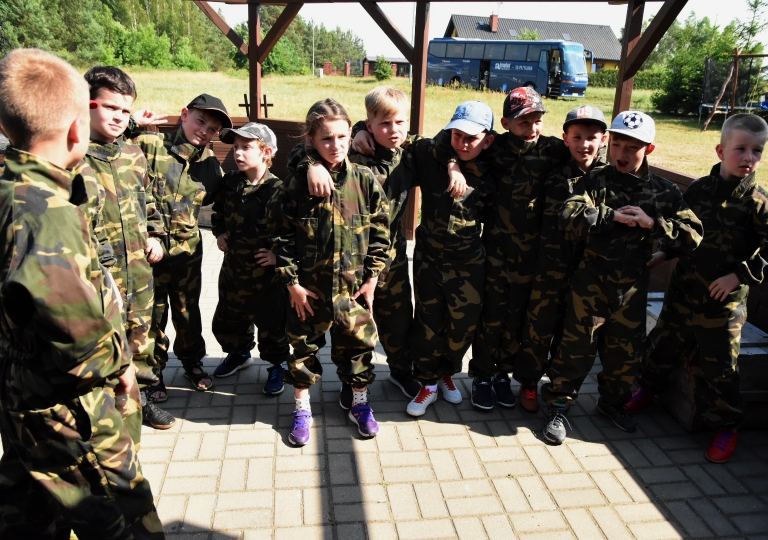 65313239_2031849193788547_553785292075565056_o