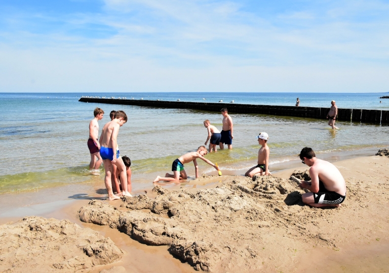 65697574_2031068480533285_1164898957214613504_o