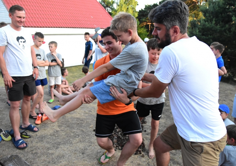 65846962_2035261920113941_3575685218813607936_o